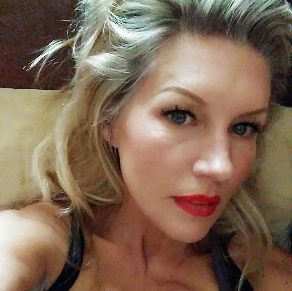 Meet your Posher, Lynn